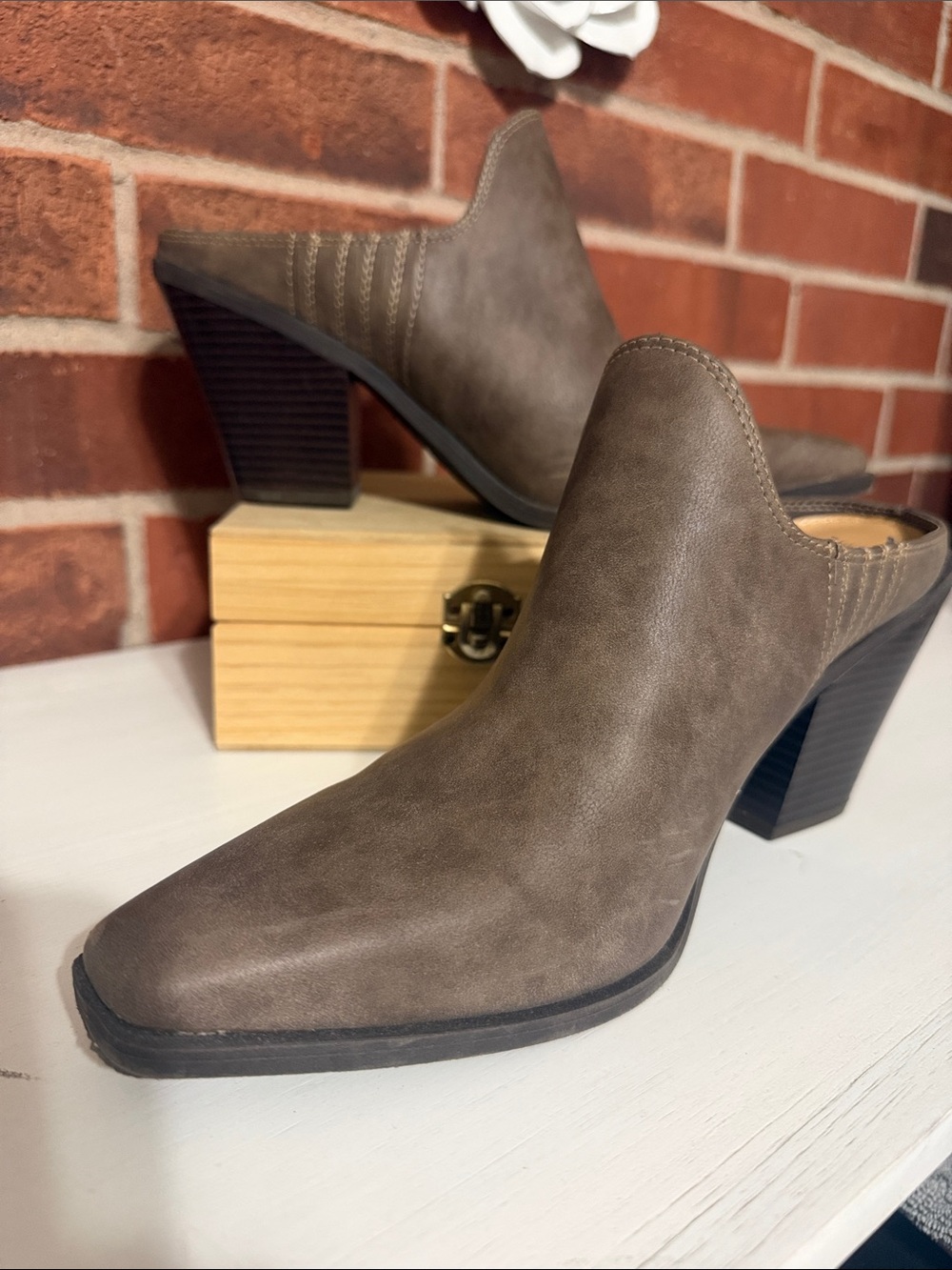 Indigo Taupe Pointed Toe Block Heel Mules